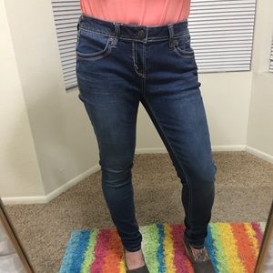 Wallflower skinny jeans
